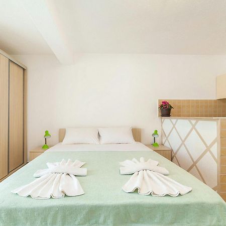 Hana Accommodation Sveti Stefan Eksteriør bilde